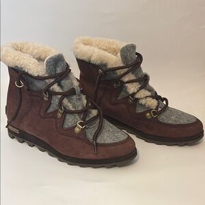 Women's Sorel Brown and Gray Winter Boots 7
